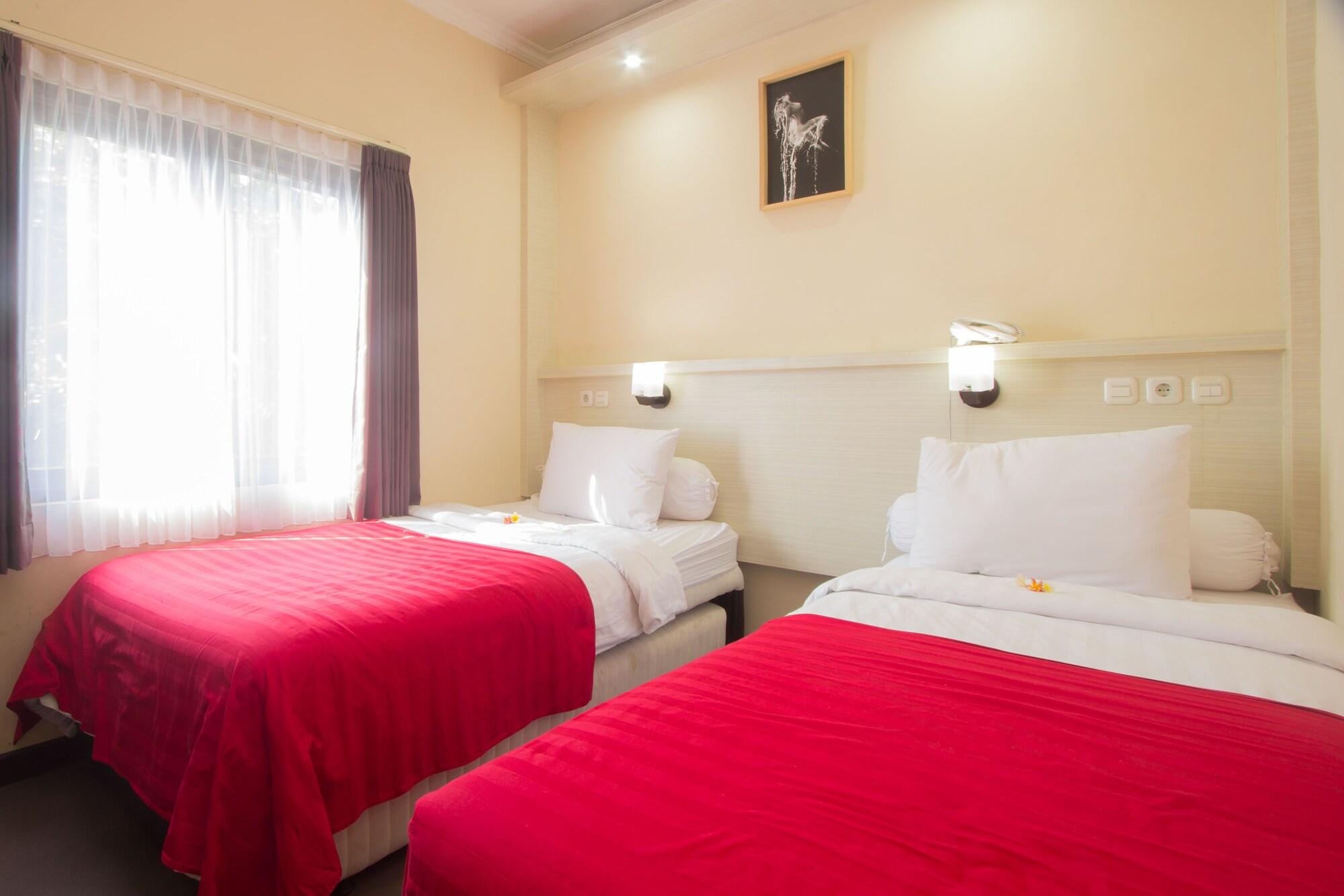 Maxi Hotel Kedonganan Jimbaran Kültér fotó
