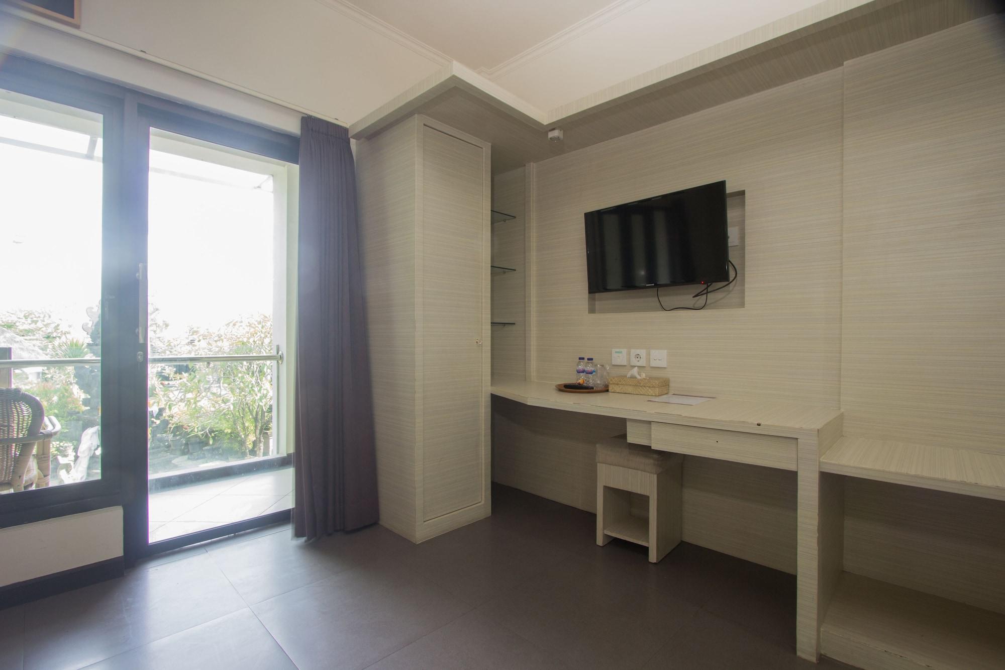 Maxi Hotel Kedonganan Jimbaran Kültér fotó