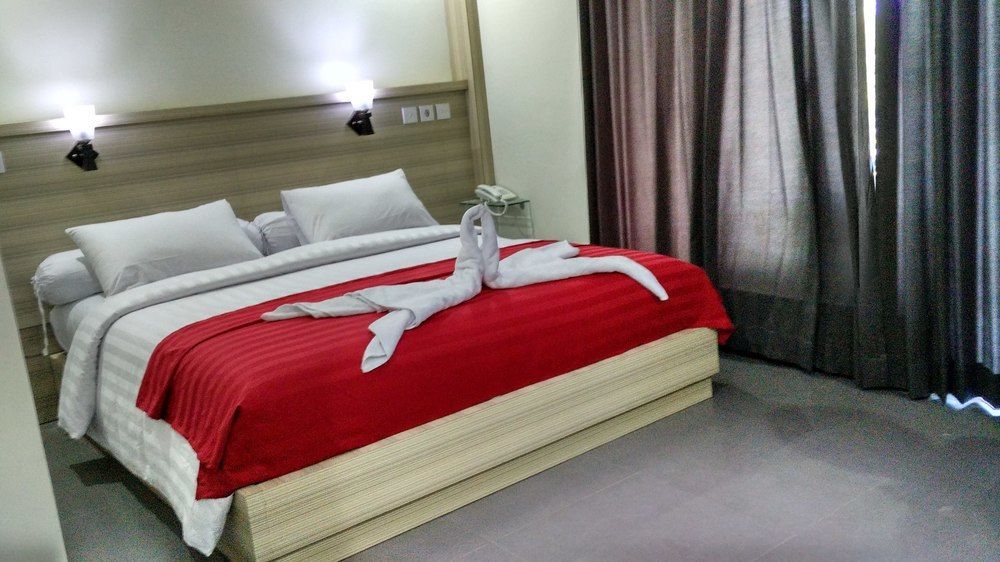 Maxi Hotel Kedonganan Jimbaran Kültér fotó